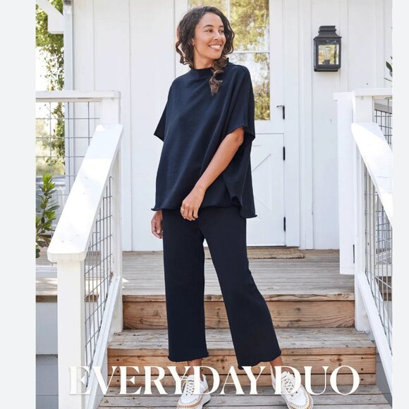 Frank & Eileen CATHERINE Triple Fleece Wide Leg Crop Sweatpants Size: L Navy - Picture 2 of 16